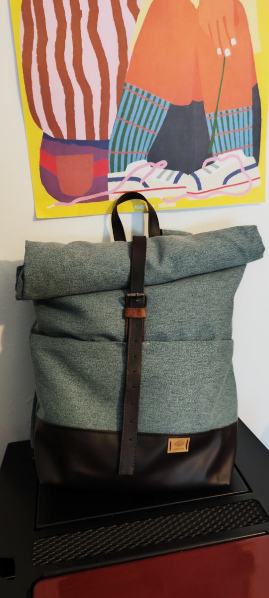 Mochila Enrollable vista 3